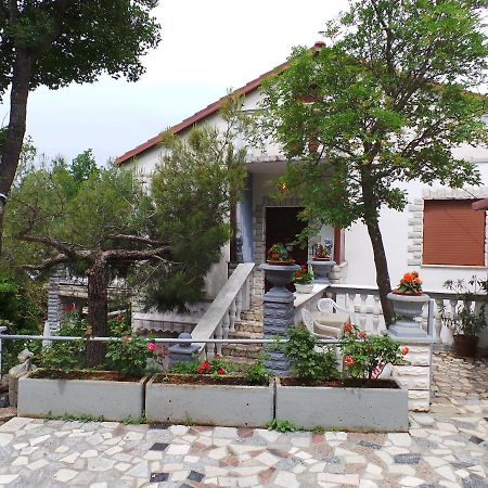 2 L Appartement Jablanac Buitenkant foto